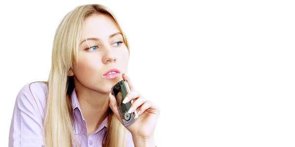 Glückliche Geschäftsfrau telefoniert auf dem Geschäftsarchiv — Stockfoto