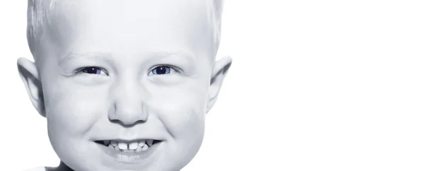 Portrét chlapce mladé usměje štěstí — Stock fotografie