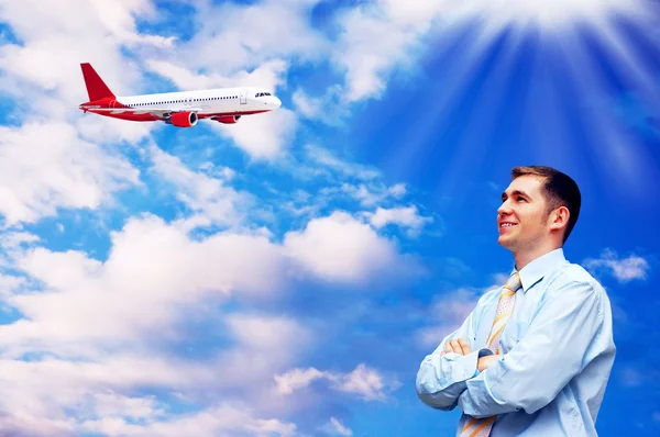 Biznesmen w porcie lotniczym — Zdjęcie stockowe