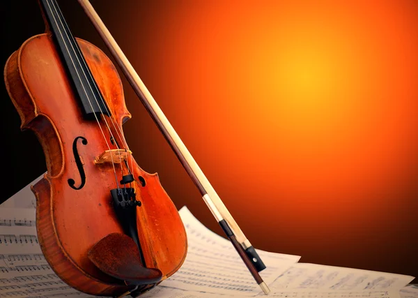 Instrumento musical - violín y notas — Foto de Stock