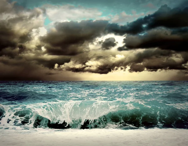 Vue du paysage marin de la tempête — Photo