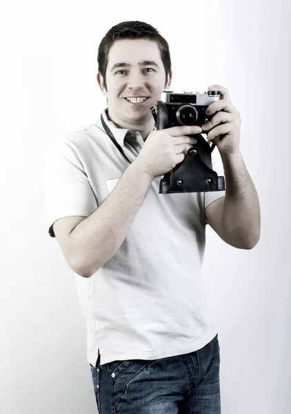Bonheur homme avec appareil photo vintage . — Photo