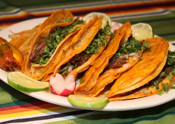 Mexikanska tacos — Stockfoto