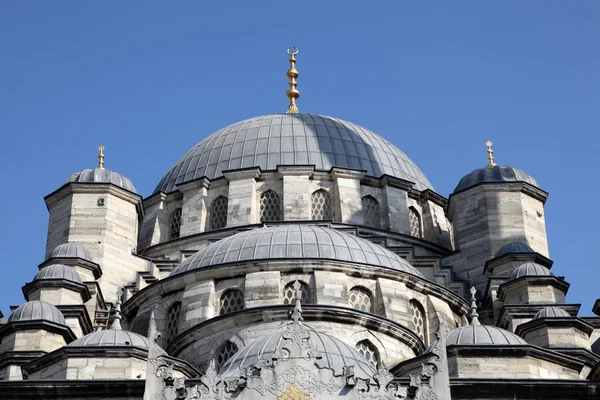 在伊斯坦布尔的苏丹 Ahmed 清真寺 (蓝色清真寺) — 图库照片