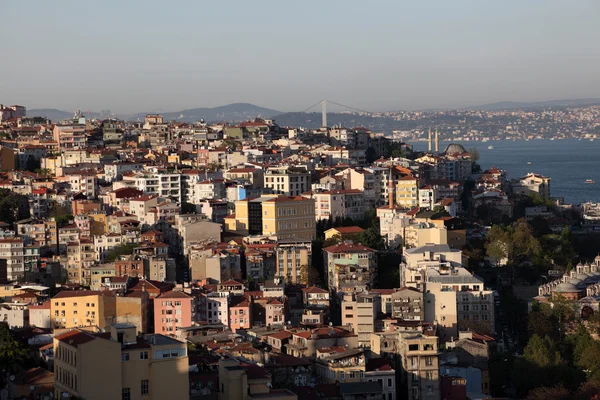 Panoramautsikt över istanbul från galata tower — Stockfoto