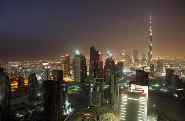 Downtown Dubai à noite, Emirados Árabes Unidos — Fotografia de Stock