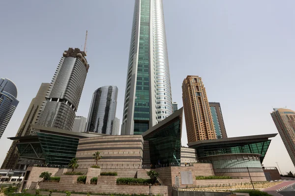 迪拜的Jumeirah Lake Towers — 图库照片