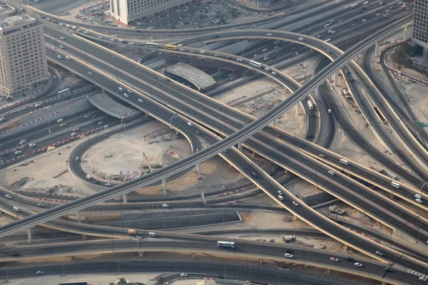 ドバイでの高速道路のジャンクション — ストック写真