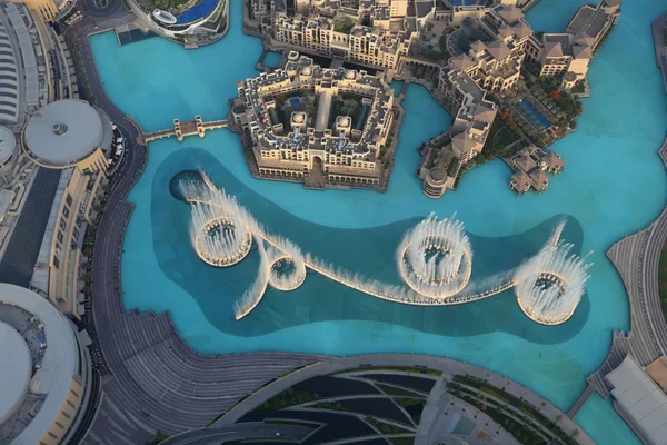 Dubai fountain sett från burj khalifa — Stockfoto