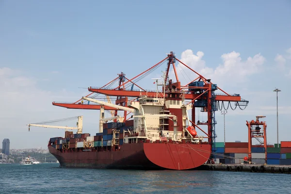 Großes Containerschiff — Stockfoto