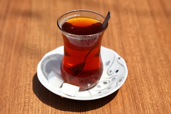 Schwarzer türkischer Tee — Stockfoto