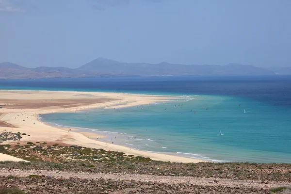 Plaża playa de sotavento na Kanaryjskie wyspy fuerteventura, Hiszpania — Zdjęcie stockowe