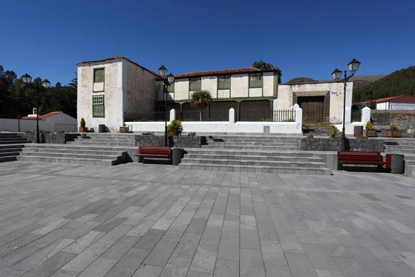 广场圣佩德罗在 vilaflor，西班牙特内里费岛 — 图库照片