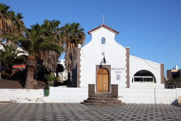 教会埃尔米塔德圣米格尔在莫洛特大毛巾的浴室，加那利岛富埃特文图拉，sp — 图库照片