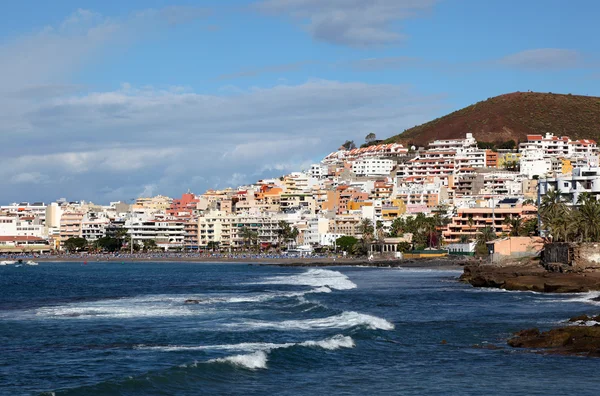 Los Cristianos, Ilha Canária Tenerife, Espanha. Foto tirada no dia 5 de março — Fotografia de Stock