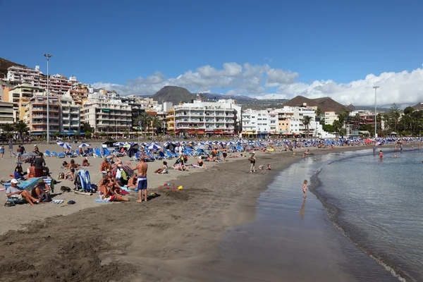 Playa de Los Cristianos beach, Canary Island Tenerife, Spain. Photo taken a — Stock Photo, Image