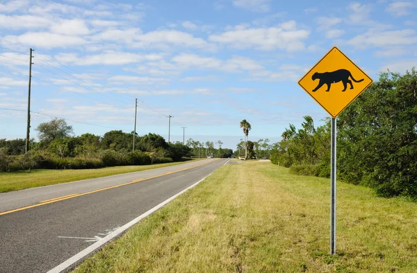 Sign warning of Florida panther habitat — Stock Photo, Image