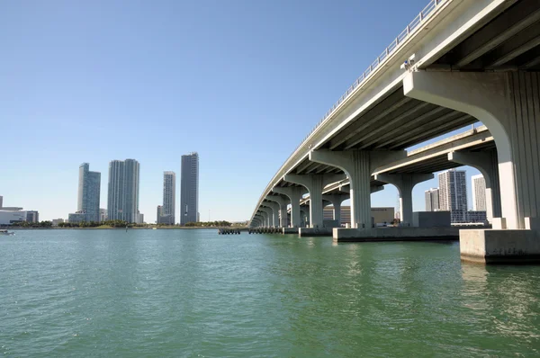 Ponte sulla Baia di Biscayne, Miami — Foto Stock