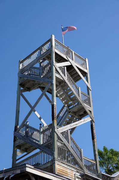 在佛罗里达州基韦斯特的木制瞭望塔 — 图库照片