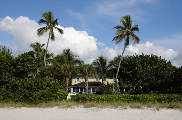 Casa na praia de Nápoles, Florida EUA — Fotografia de Stock