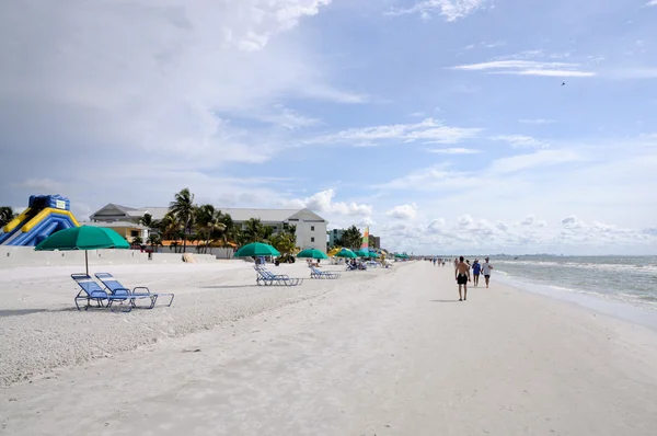 Fort myers beach, de kust van de Golf van mexico, florida — Stockfoto