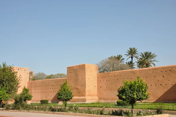 Alte Stadtmauer in Marrakesch, Marokko — Stockfoto