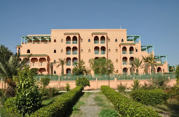 Modern byggnad i marrakech, Marocko — Stockfoto