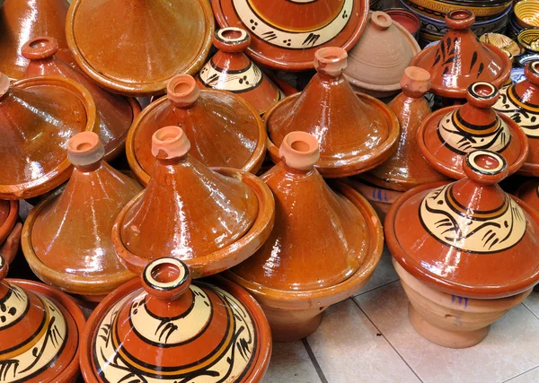 Керамика на продажу в Марракеш, Марокко — стоковое фото