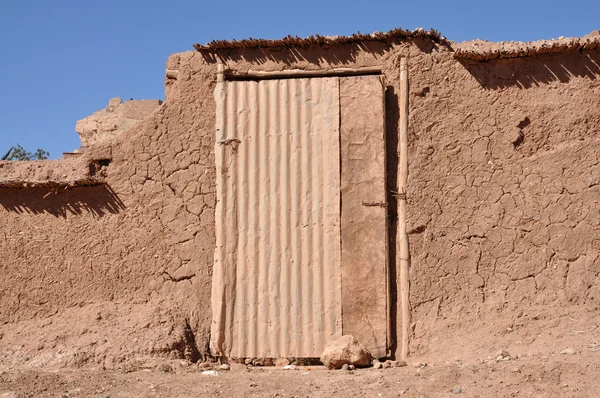 Tür in einem marokkanischen Dorf — Stockfoto