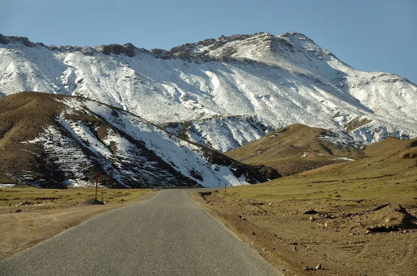 Ruta de montaña en Atlas Mountains, Marruecos —  Fotos de Stock
