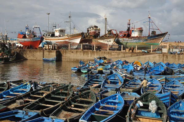 Fishing boats in the harbor of Essaouria, Morocco — Stock Photo, Image