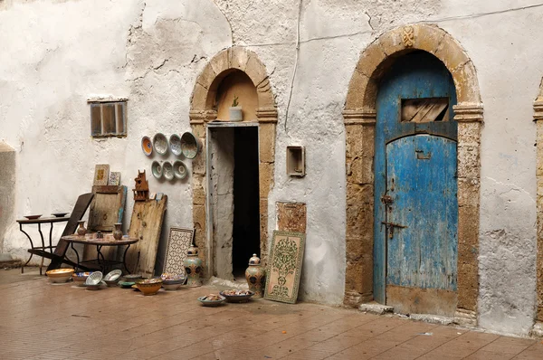 Sklep ceramiki w essaouria, Maroko, Afryka — Zdjęcie stockowe