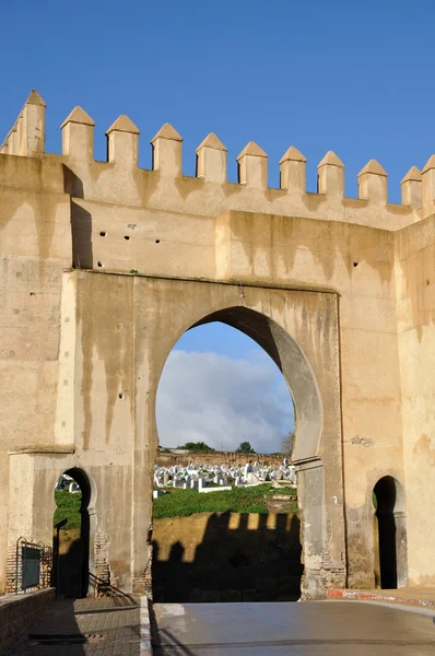 Puerta medieval de la ciudad Bab el Mahrouk en Fez, Marruecos —  Fotos de Stock
