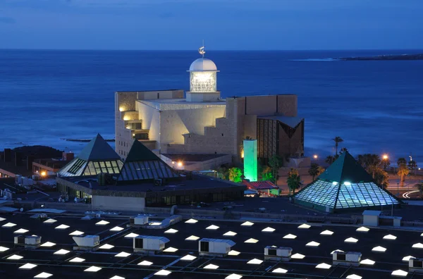 夕暮れ時の aflredo クラウスの講堂グラン カナリア島、スペイン — ストック写真