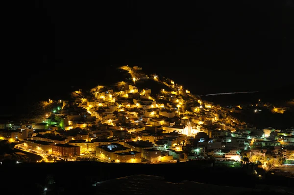 Spaanse stad bij nacht. — Stockfoto