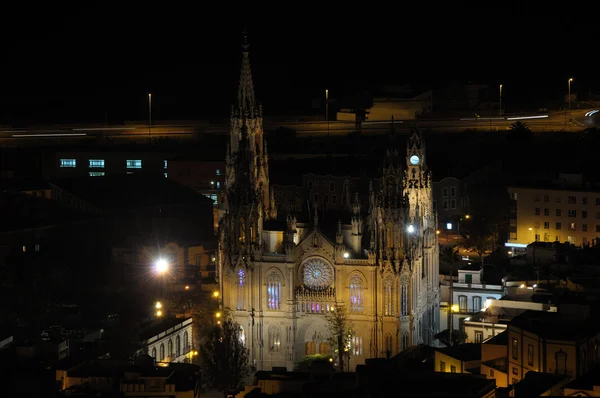 Catedral de Arucas à noite . — Fotografia de Stock