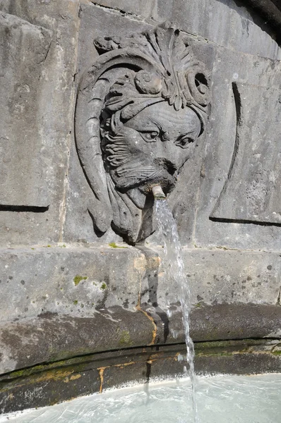 Starověké fontána — Stock fotografie