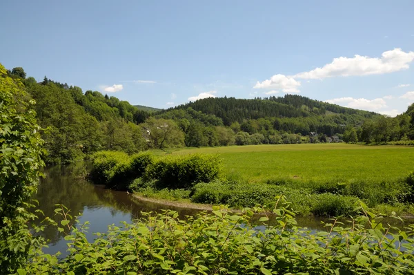 Пейзаж с рекой Зиг, Германия — стоковое фото