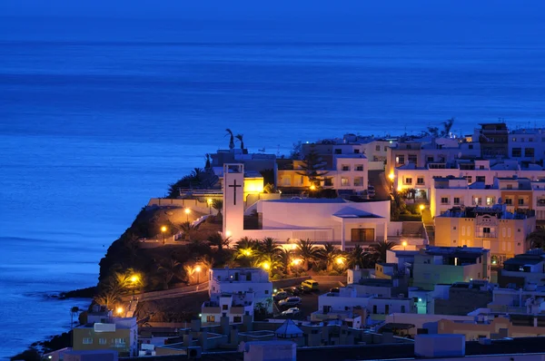 Město morro jable v noci, fuerteventura — Stock fotografie
