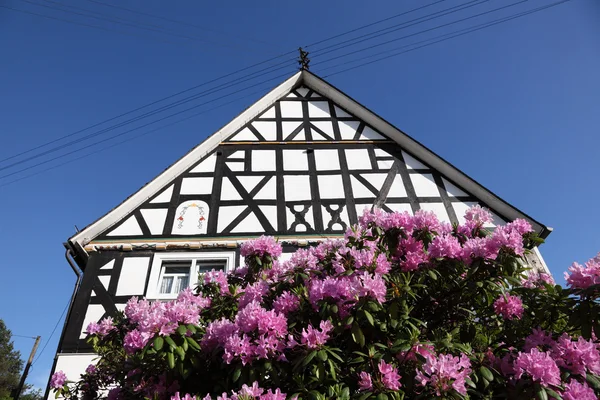 Casa tradicional de entramado de madera en Alemania —  Fotos de Stock