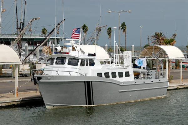 Barco de pesca no porto de Corpus Christi, Texas EUA — Fotografia de Stock