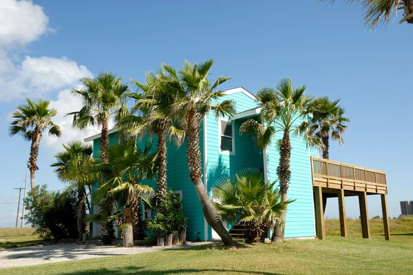 Beautiful house in the southern USA — Stock Photo, Image