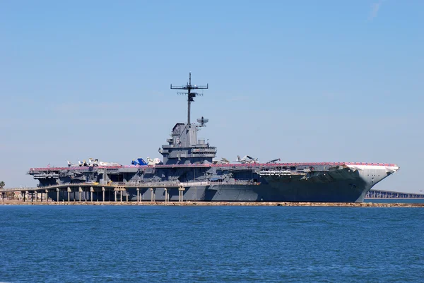 Portaaviones USS Lexington dockt en Corpus Christi — Foto de Stock
