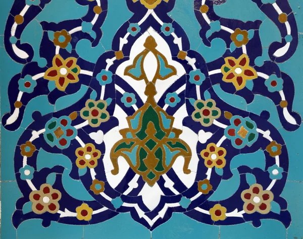 Orientaliska mosaik i en moské — Stockfoto
