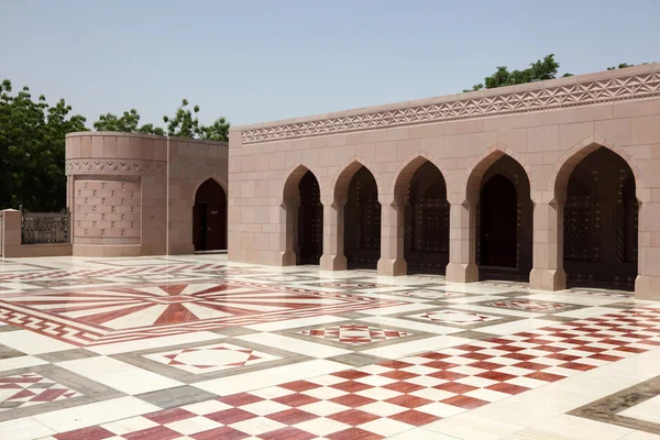 Большая мечеть в Маскате — стоковое фото
