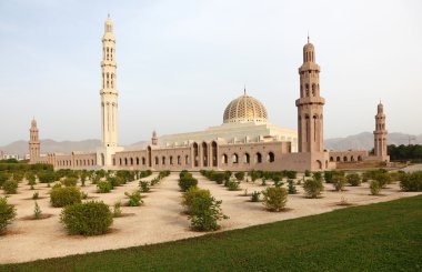 Sultan Qaboos Grand Mosque in Muscat, Oman clipart