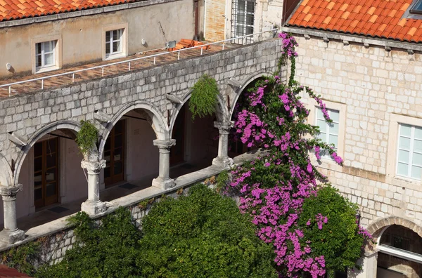 Starověká architektura v dubrovnik, Chorvatsko — Stock fotografie