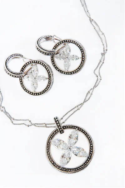 Collane e orecchini in argento — Foto Stock