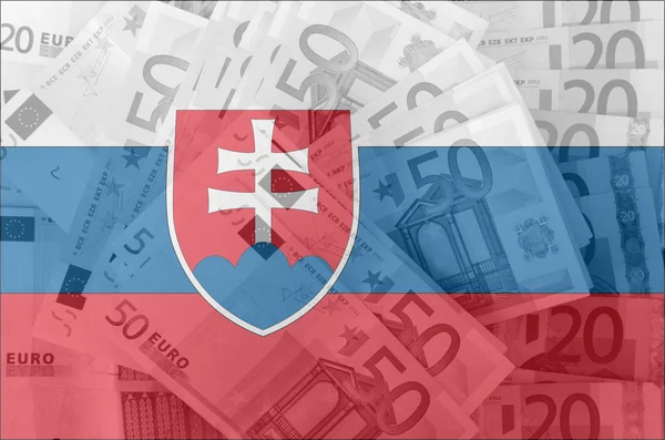 Flagga Slovakien med transparent eurosedlar i bakgrunden — Stockfoto