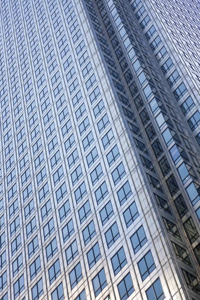 Moderní kancelářské budovy windows — Stock fotografie